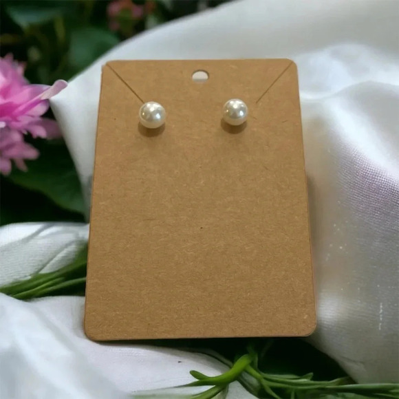 Elegant Faux Pearl Stud Earrings - Picture 3 of 7